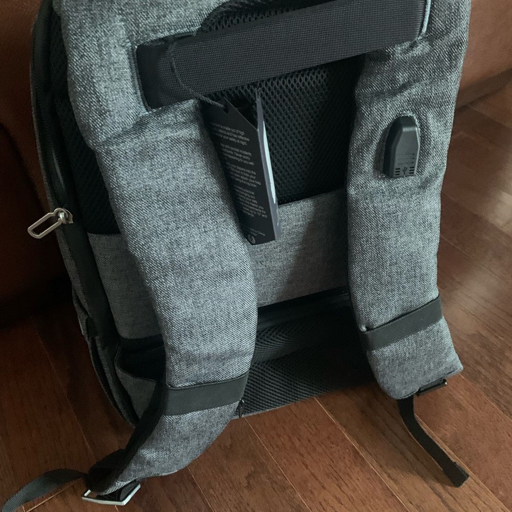 Phantom Tech Backpack! - Picture 4 of 7